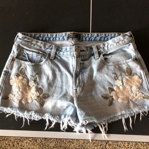 Abercrombie & Fitch shorts